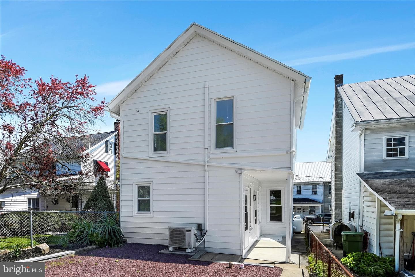 38 Mifflin Street photo 29