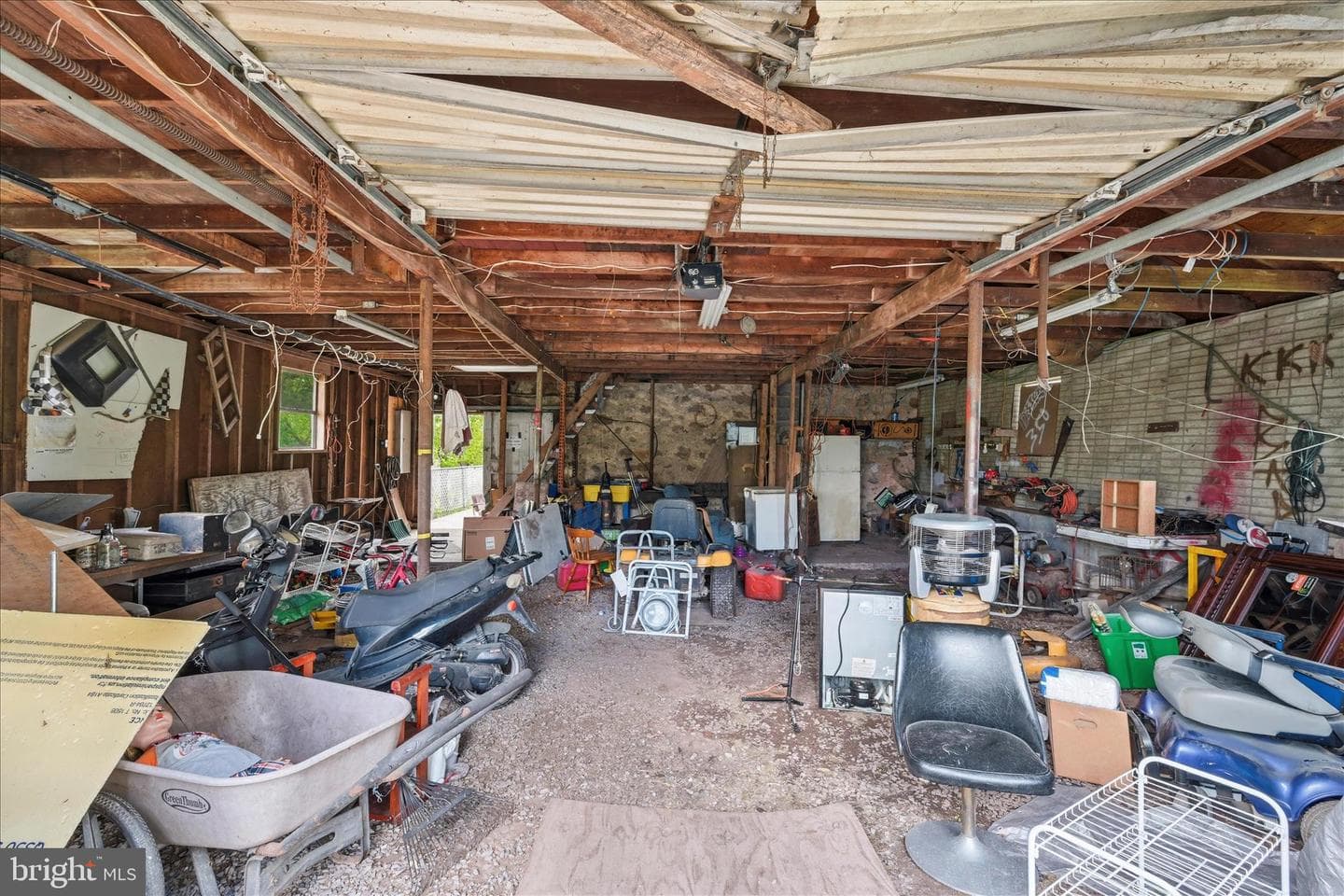 35 Stephens Road photo 34