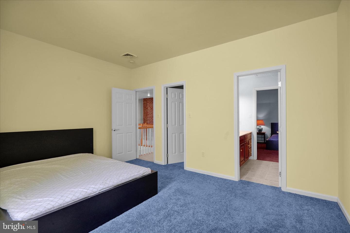 111 Church Road photo 52