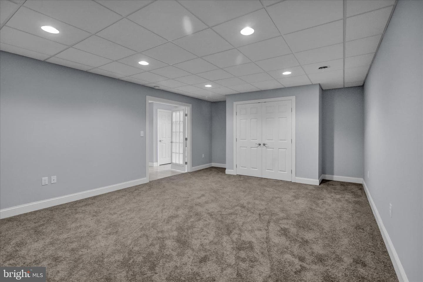 111 Church Road photo 58