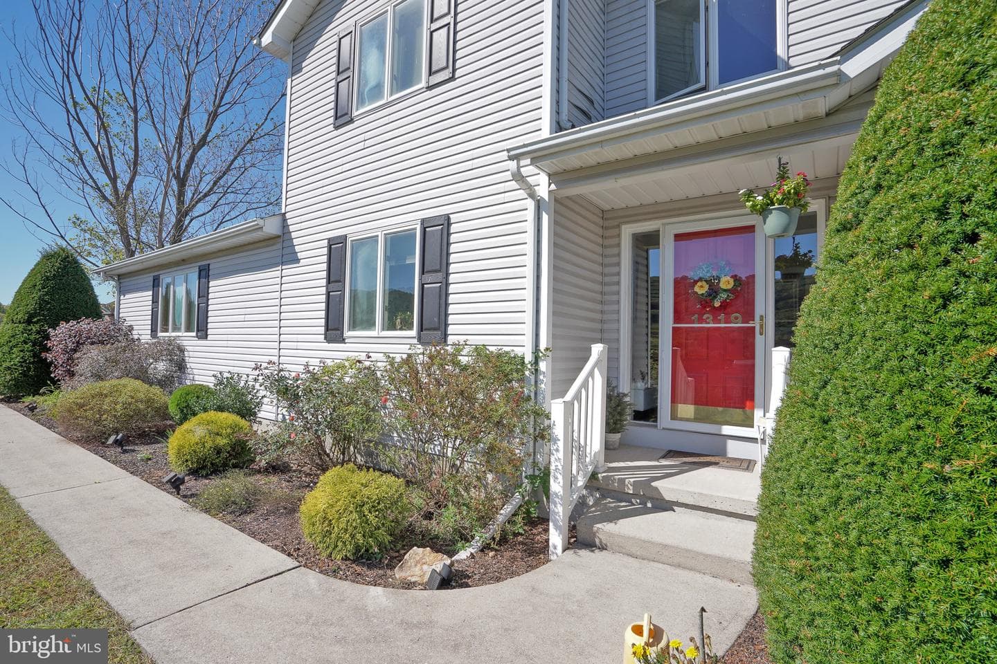 1319 Shady Lane photo 11