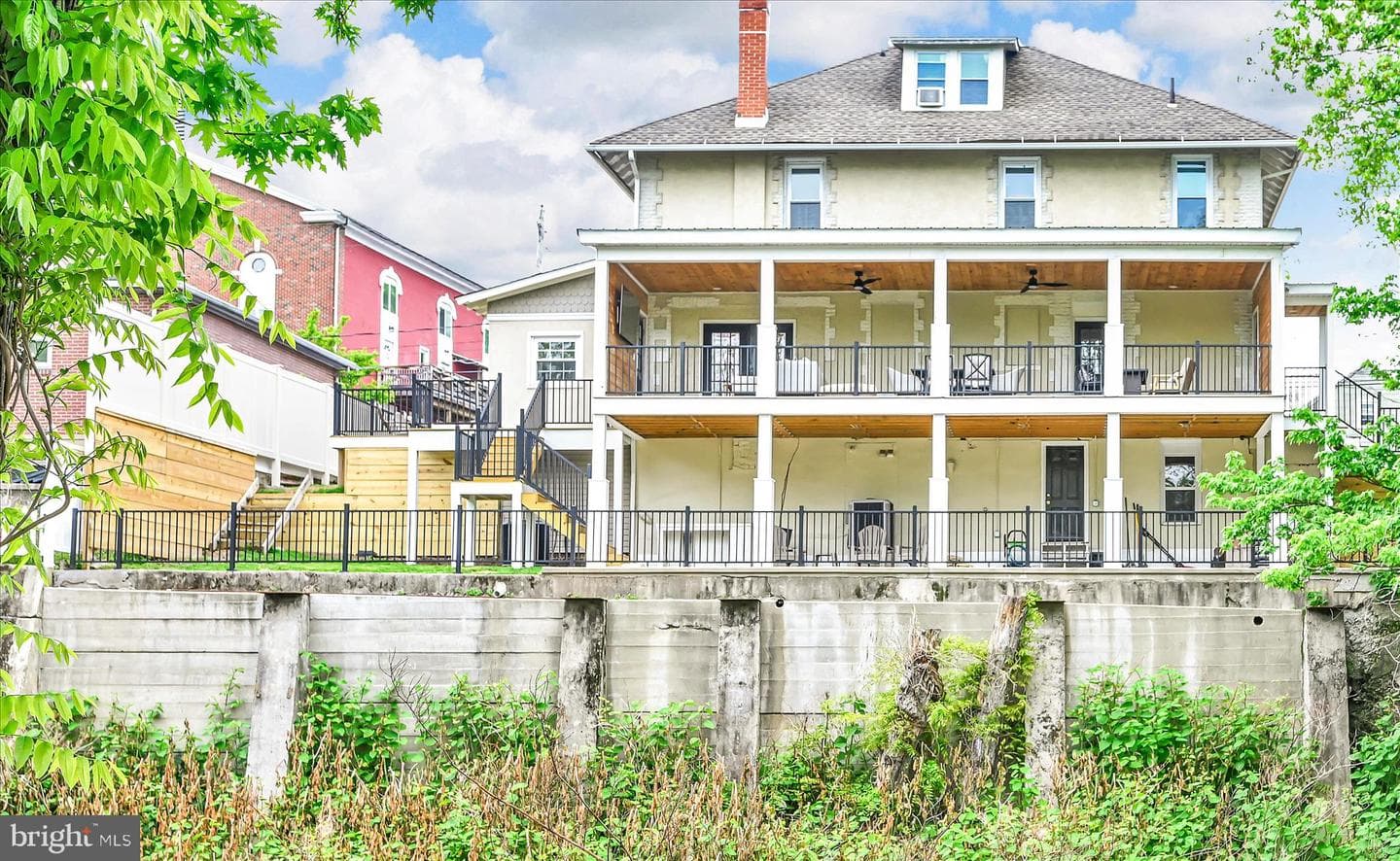 197 Dock Street photo 54
