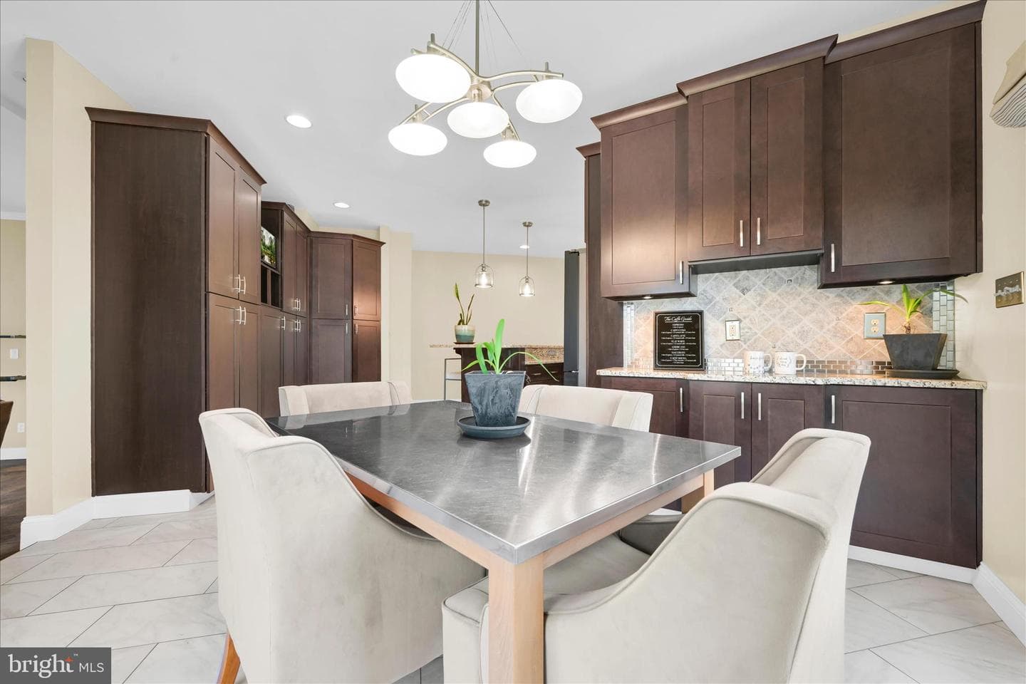 34 Golfwood Drive photo 17