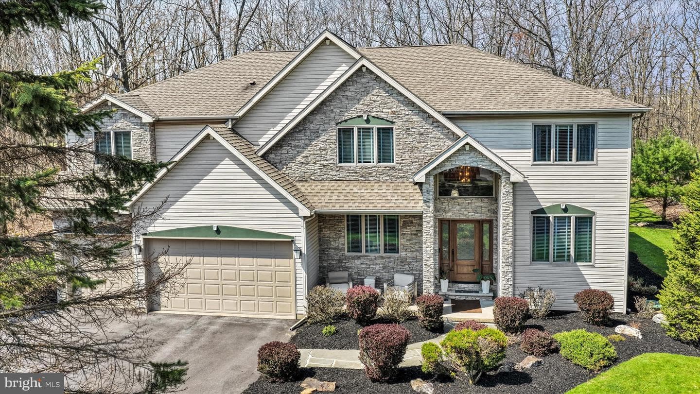 34 Golfwood Drive photo 5