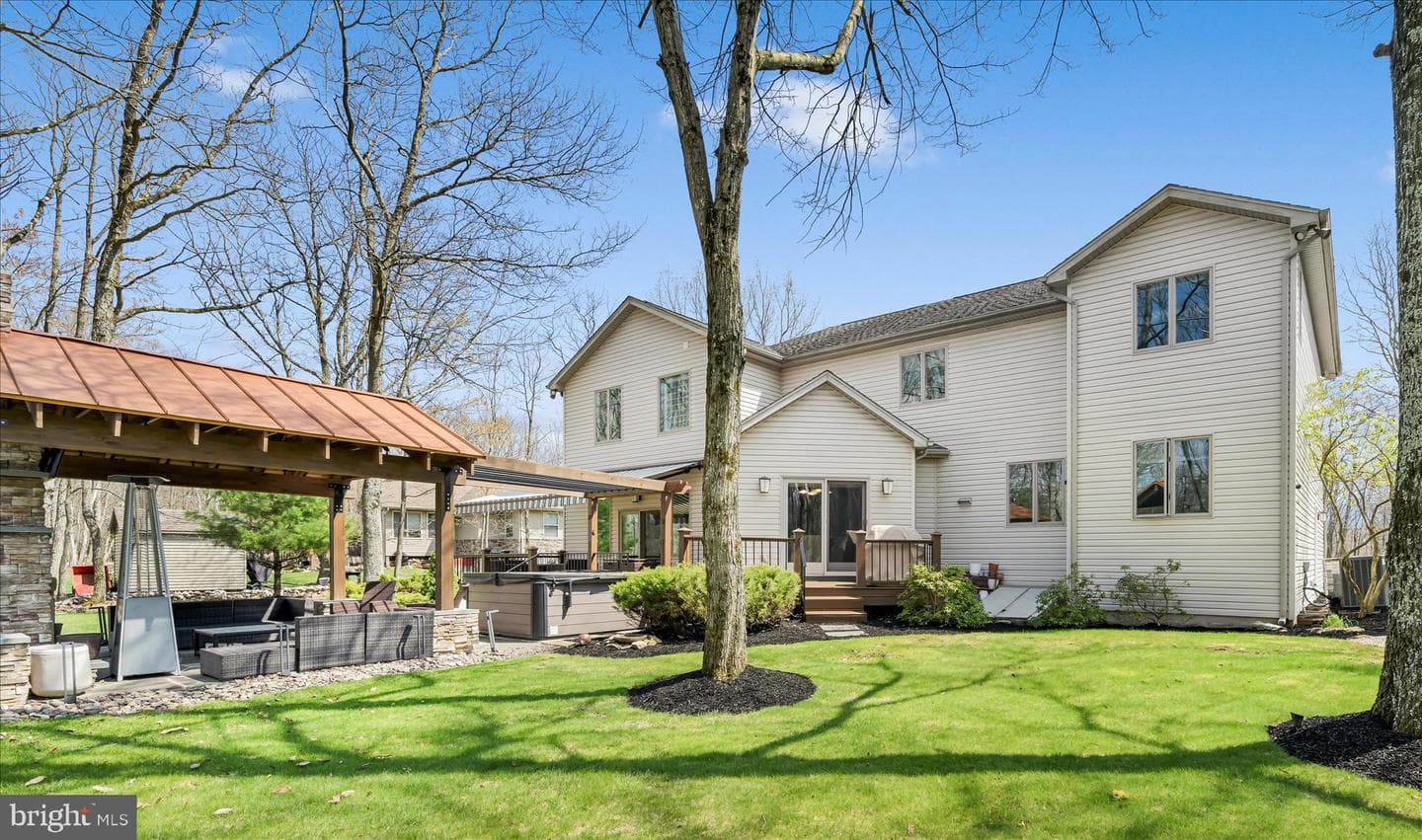 34 Golfwood Drive photo 63