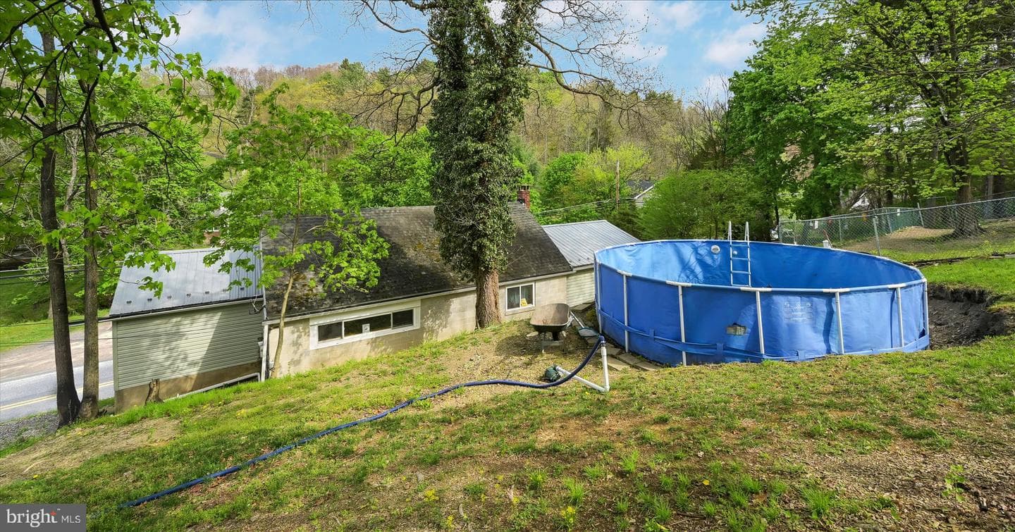 177 W 2nd Mountain Road photo 30