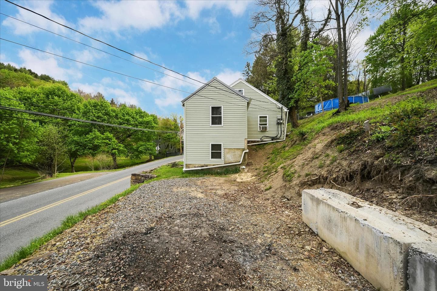 177 W 2nd Mountain Road photo 35