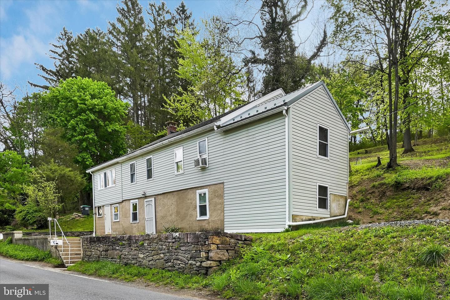 177 W 2nd Mountain Road photo 5