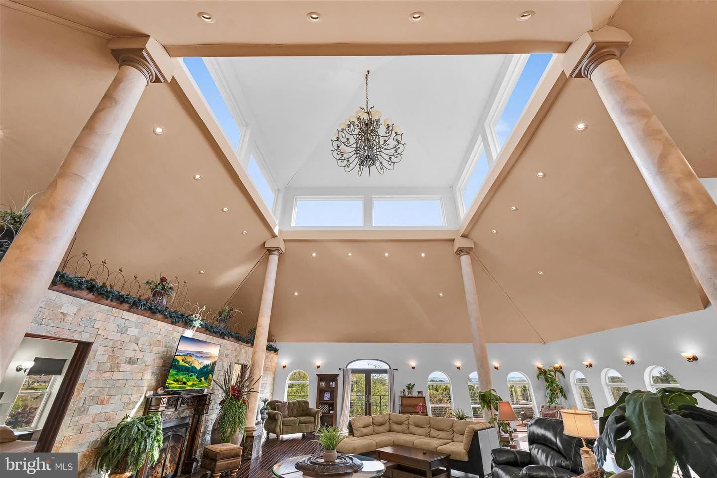 1076 Indian Cove photo 17