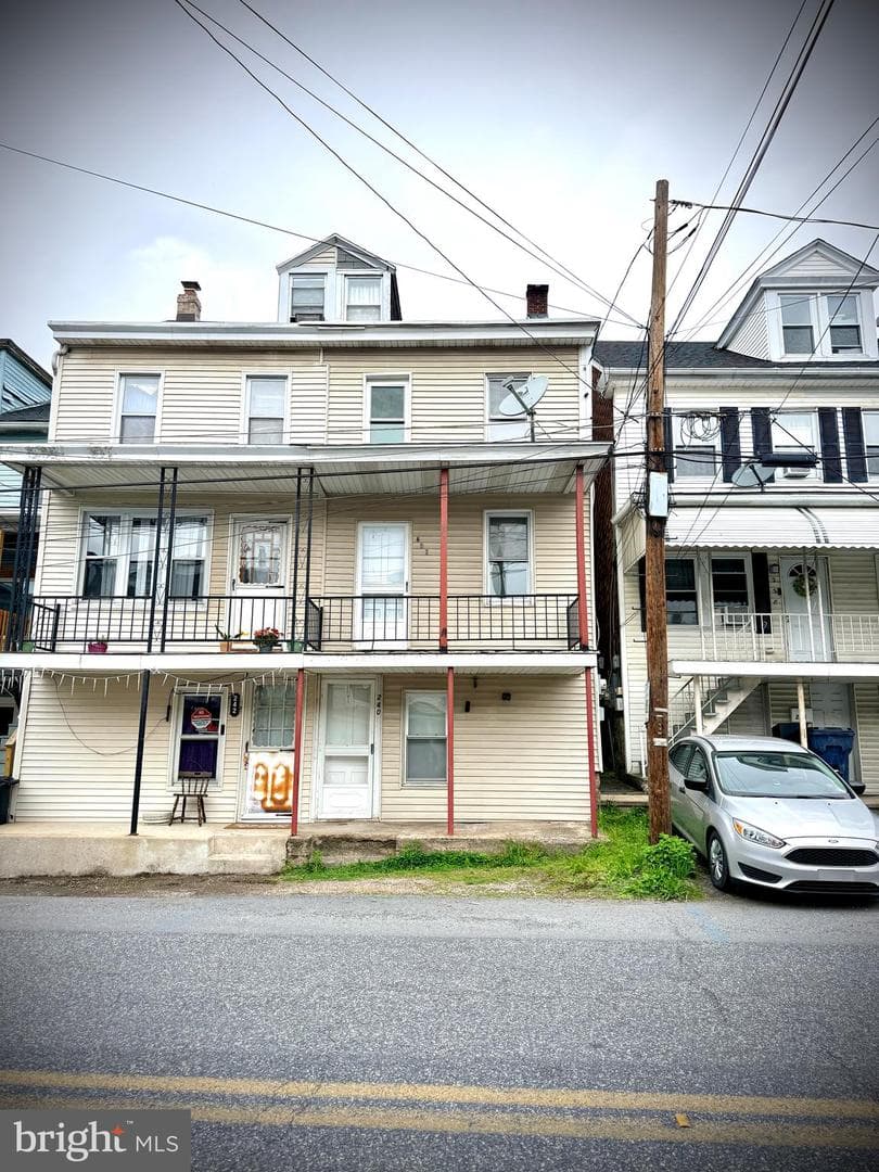 240 Valley Street photo 29