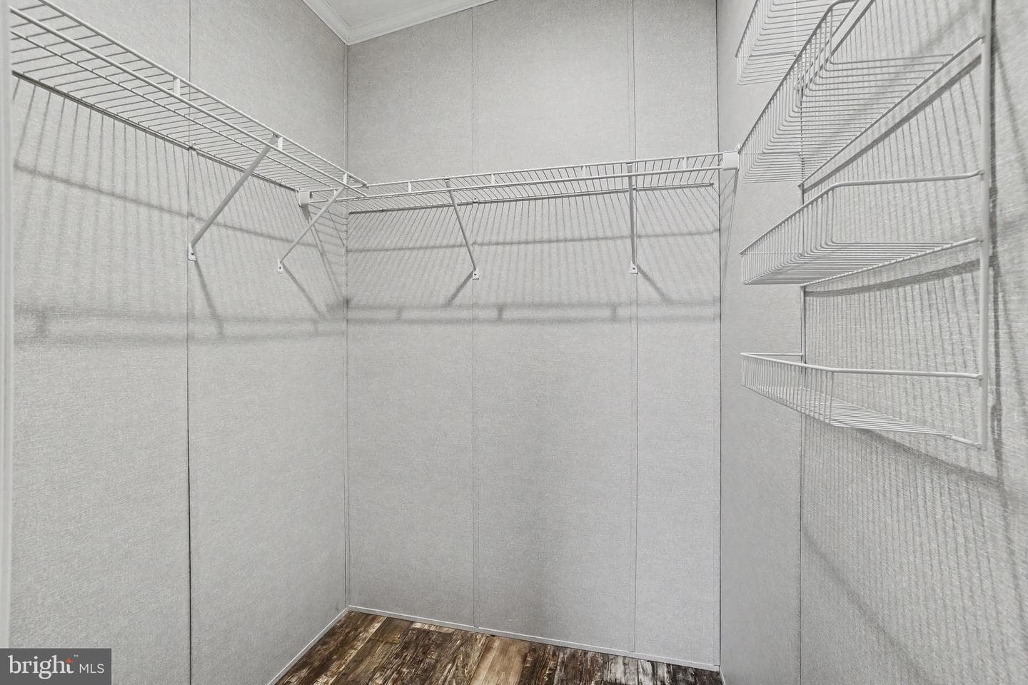 13 Frieden Manor photo 17