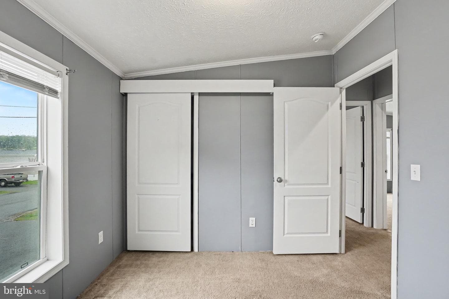 13 Frieden Manor photo 25