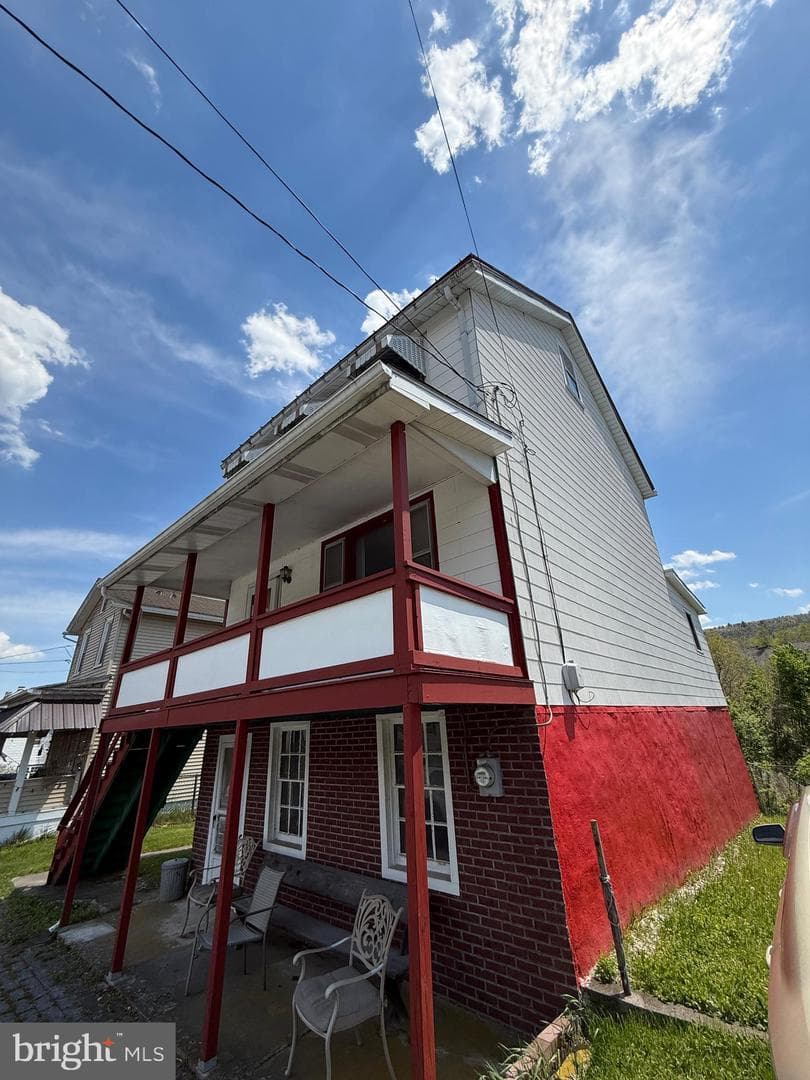 596 Old 209 Road photo 32