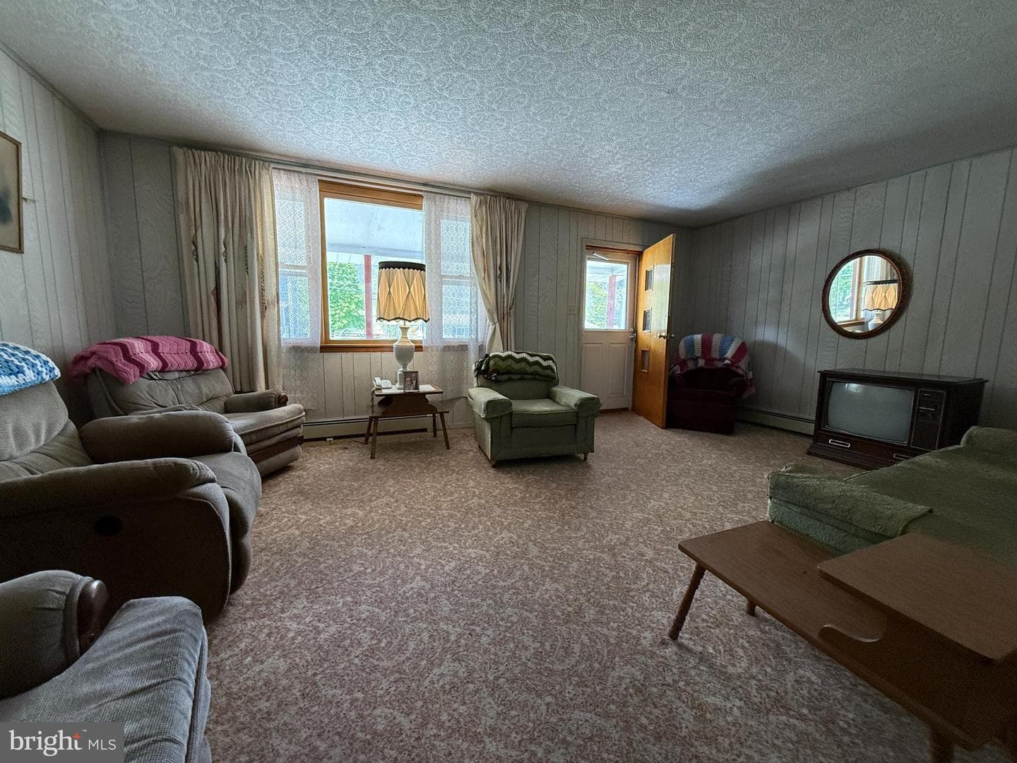 596 Old 209 Road photo 9