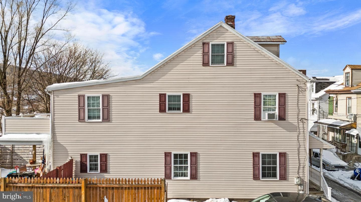 817 Grant Street photo 4