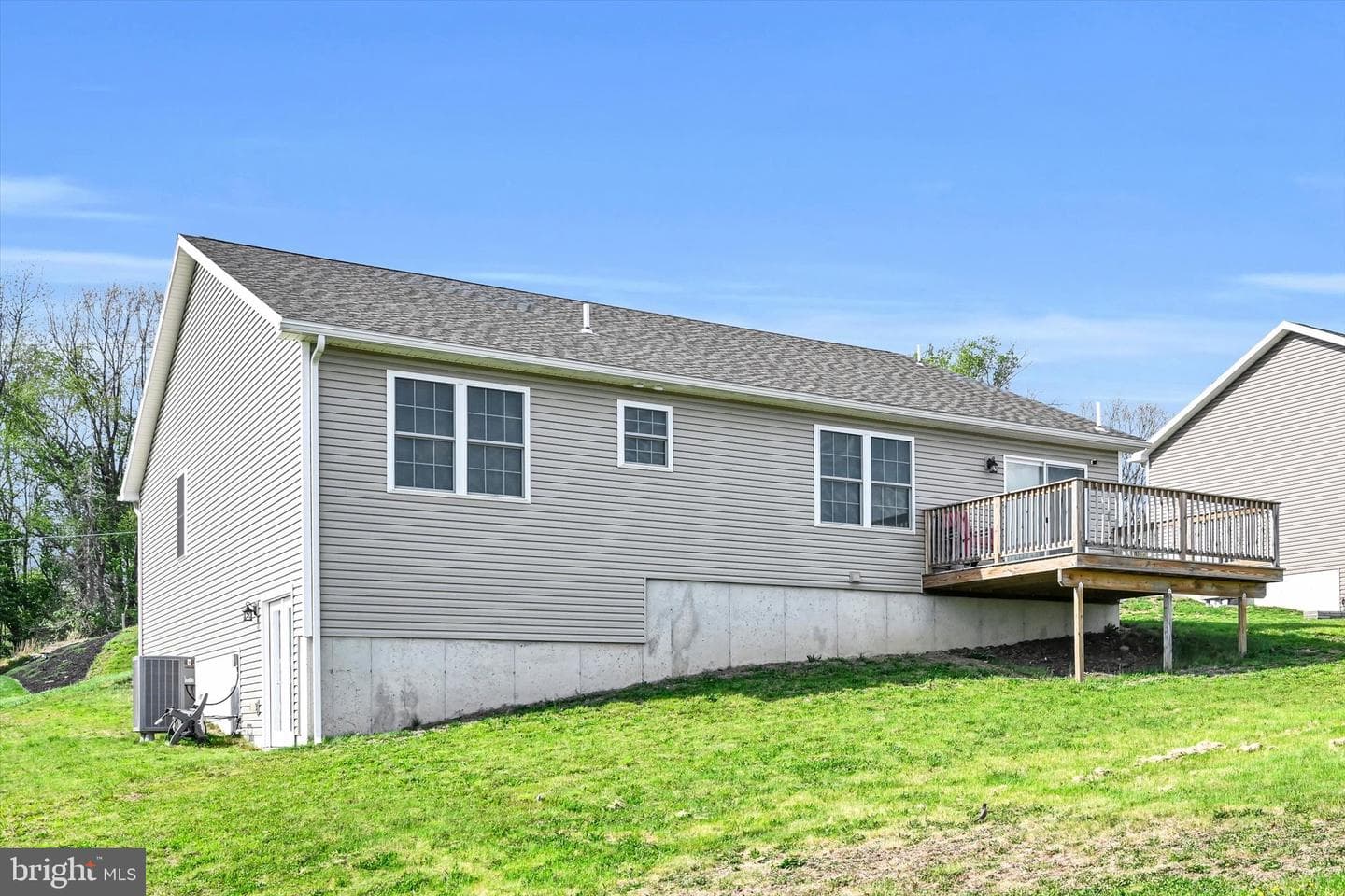 308 Oak Hill Street photo 32