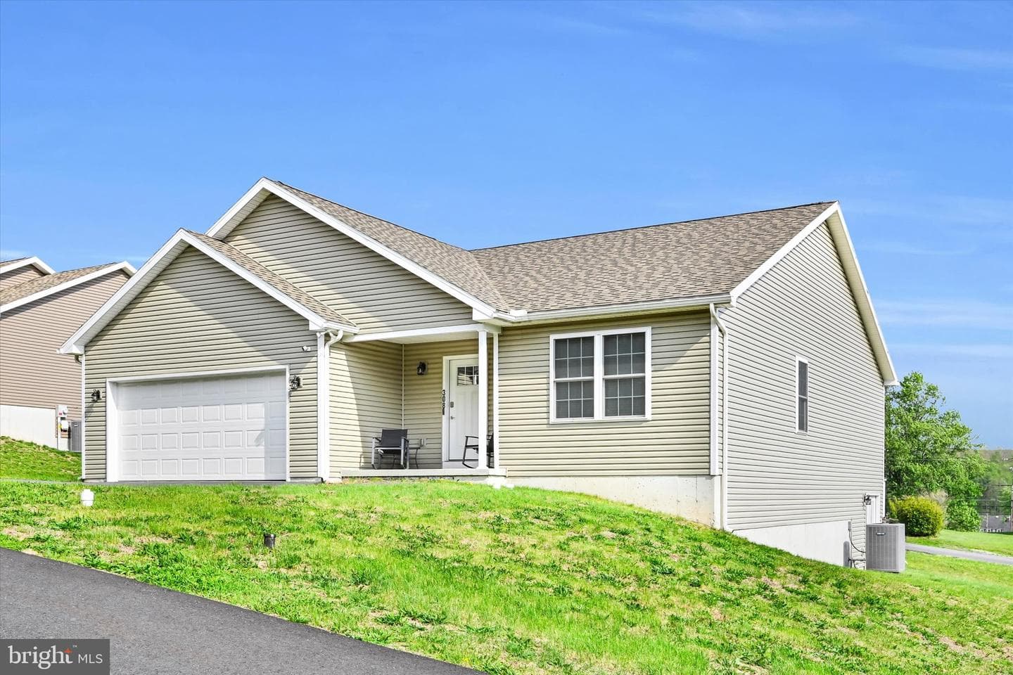 308 Oak Hill Street photo 4