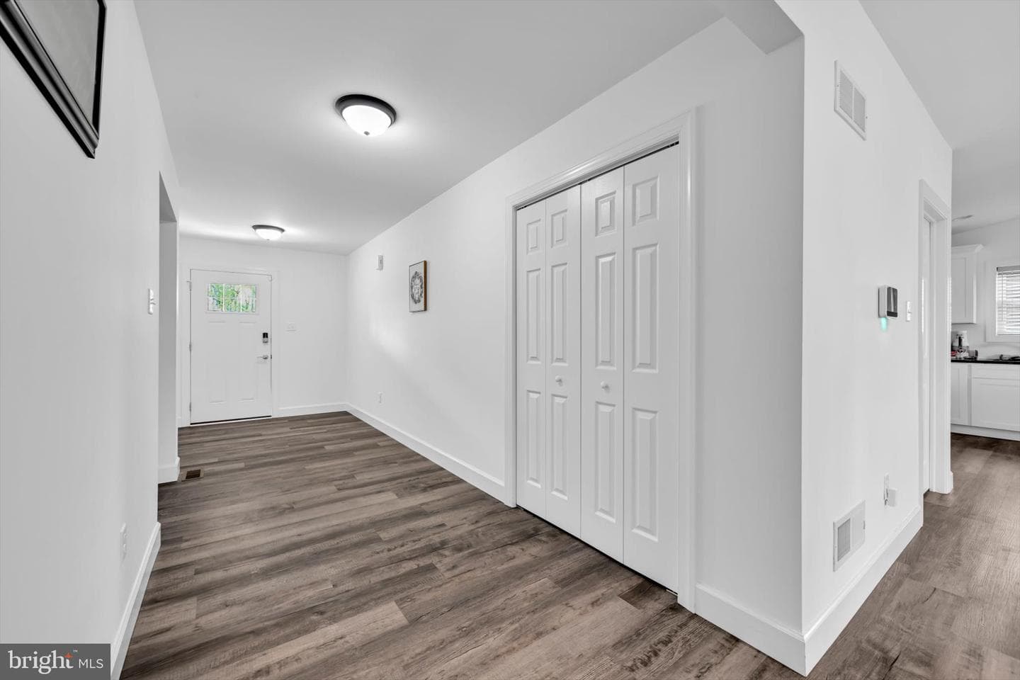 308 Oak Hill Street photo 8