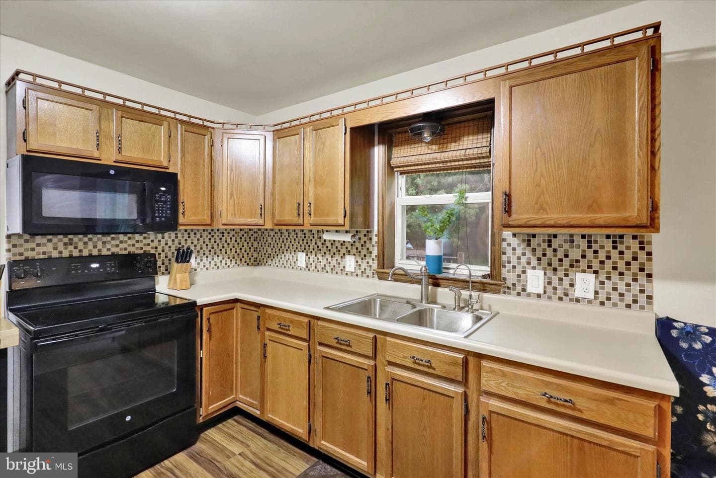 2492 Buffalo Cove photo 11