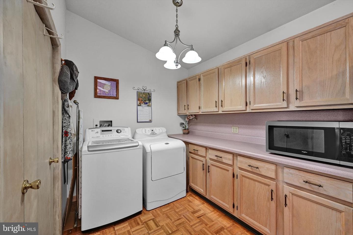 500 W Lloyd Street photo 15