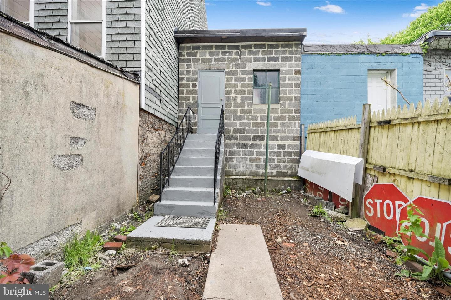 434 E Mahanoy Street photo 21