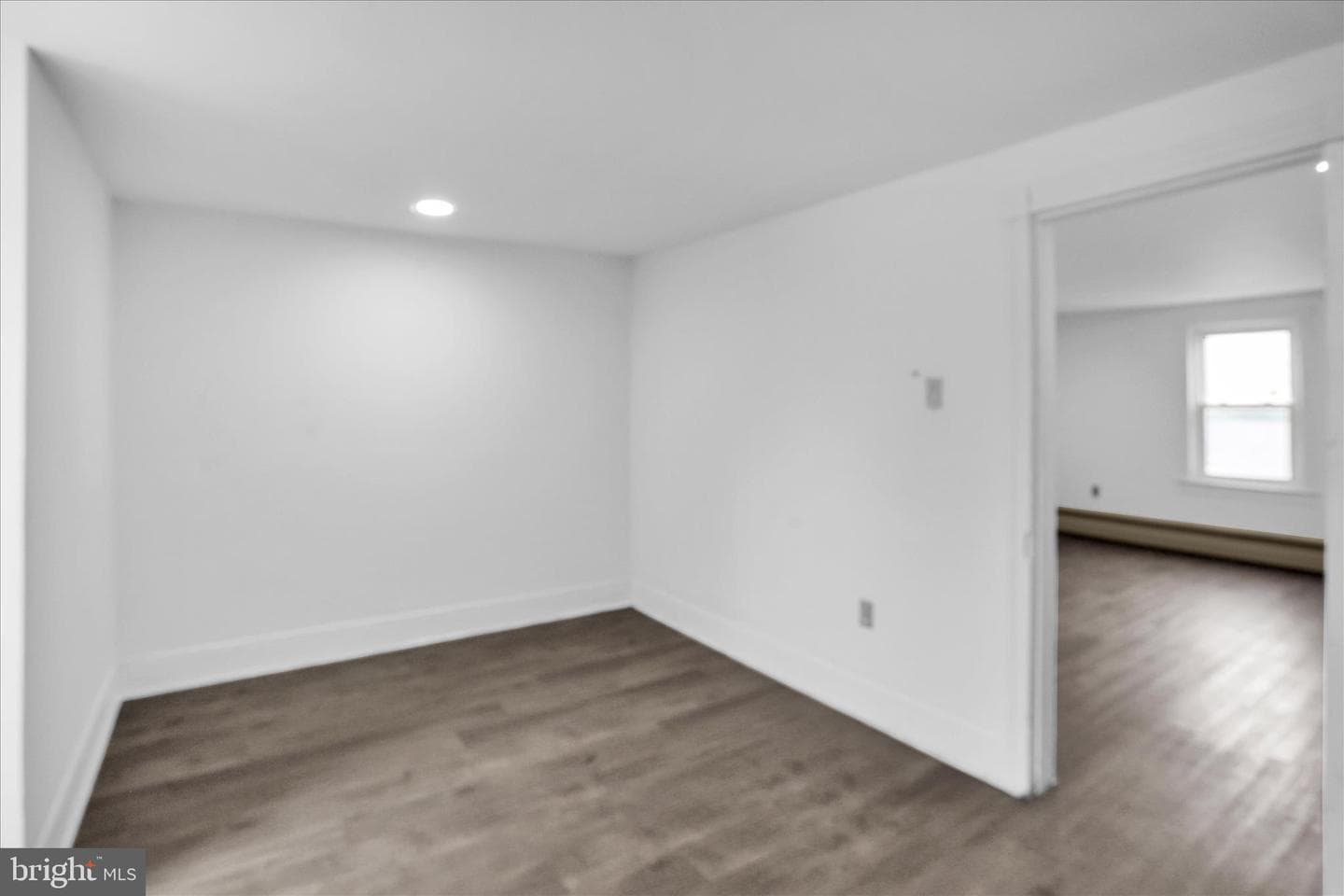 704 Laurel Boulevard photo 27