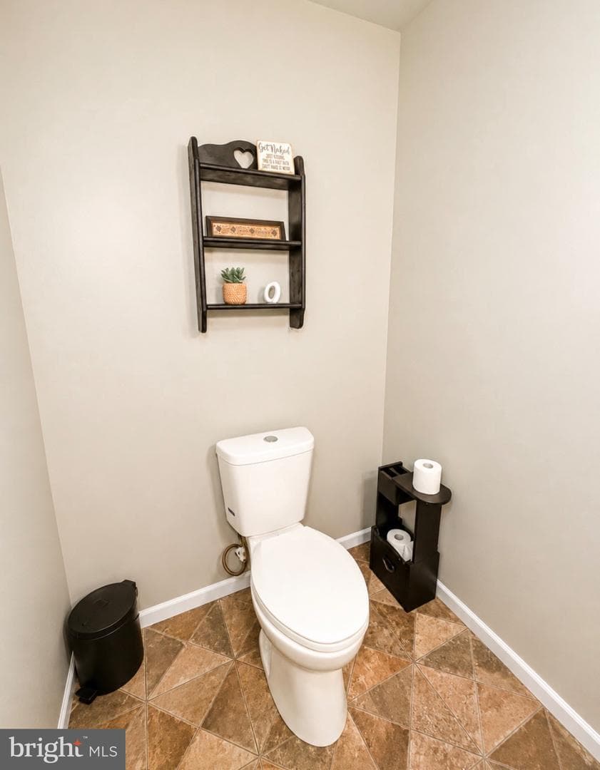 414 E Saint John photo 8