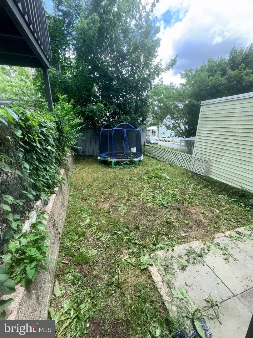329 N Front Street photo 20