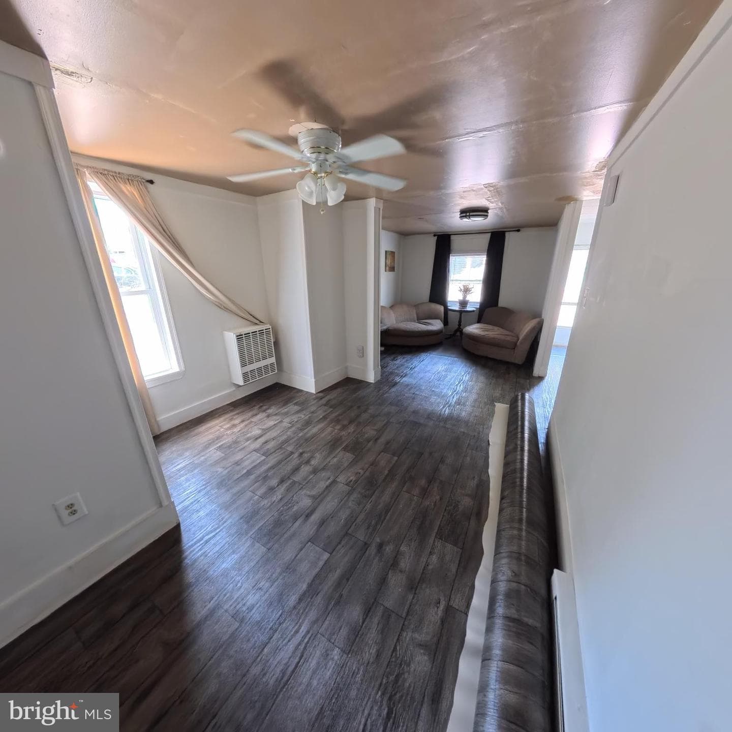 439 Morgan Avenue photo 4