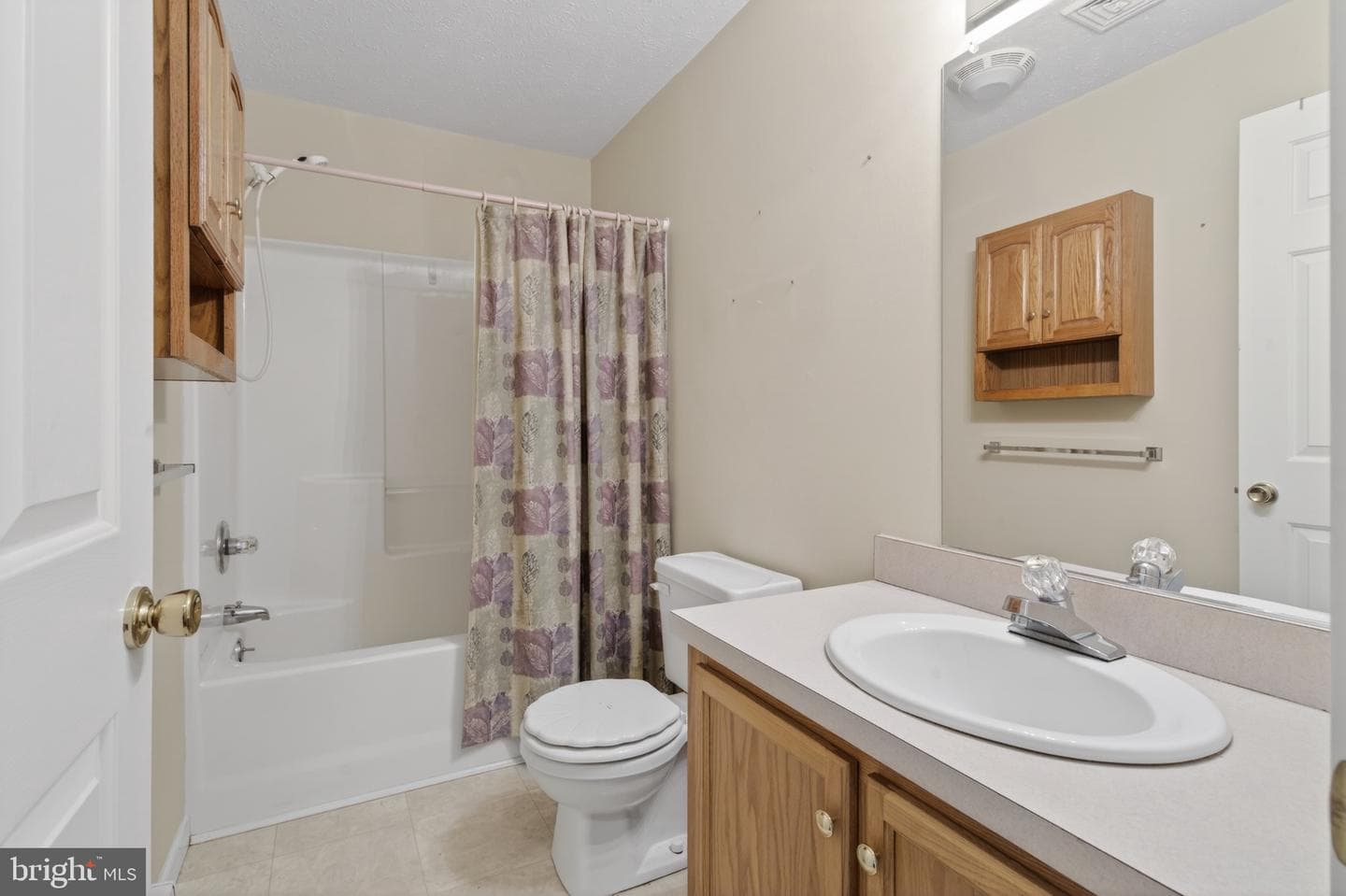 860 Trestle Court photo 29