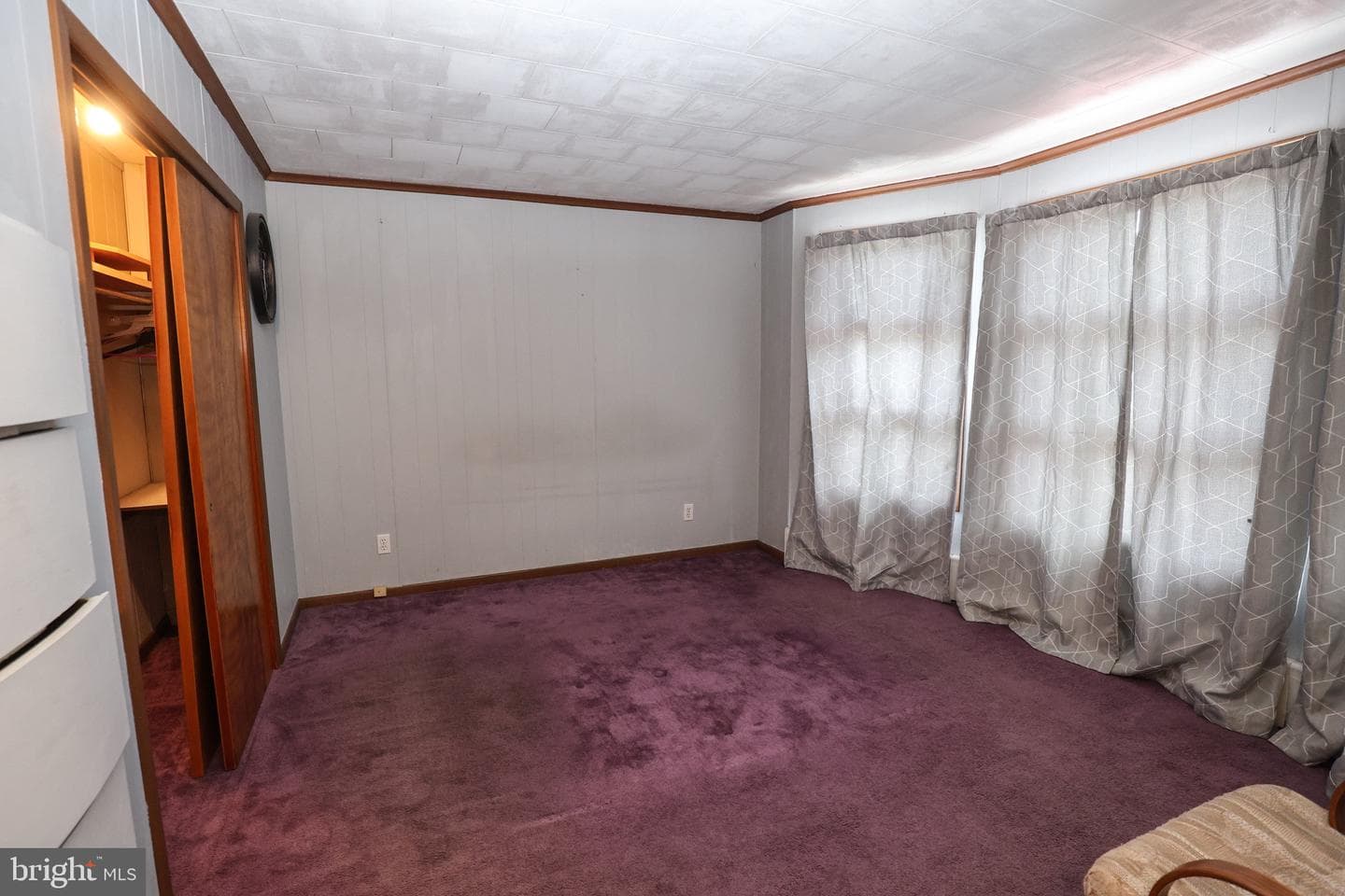 320 W New York Street photo 17