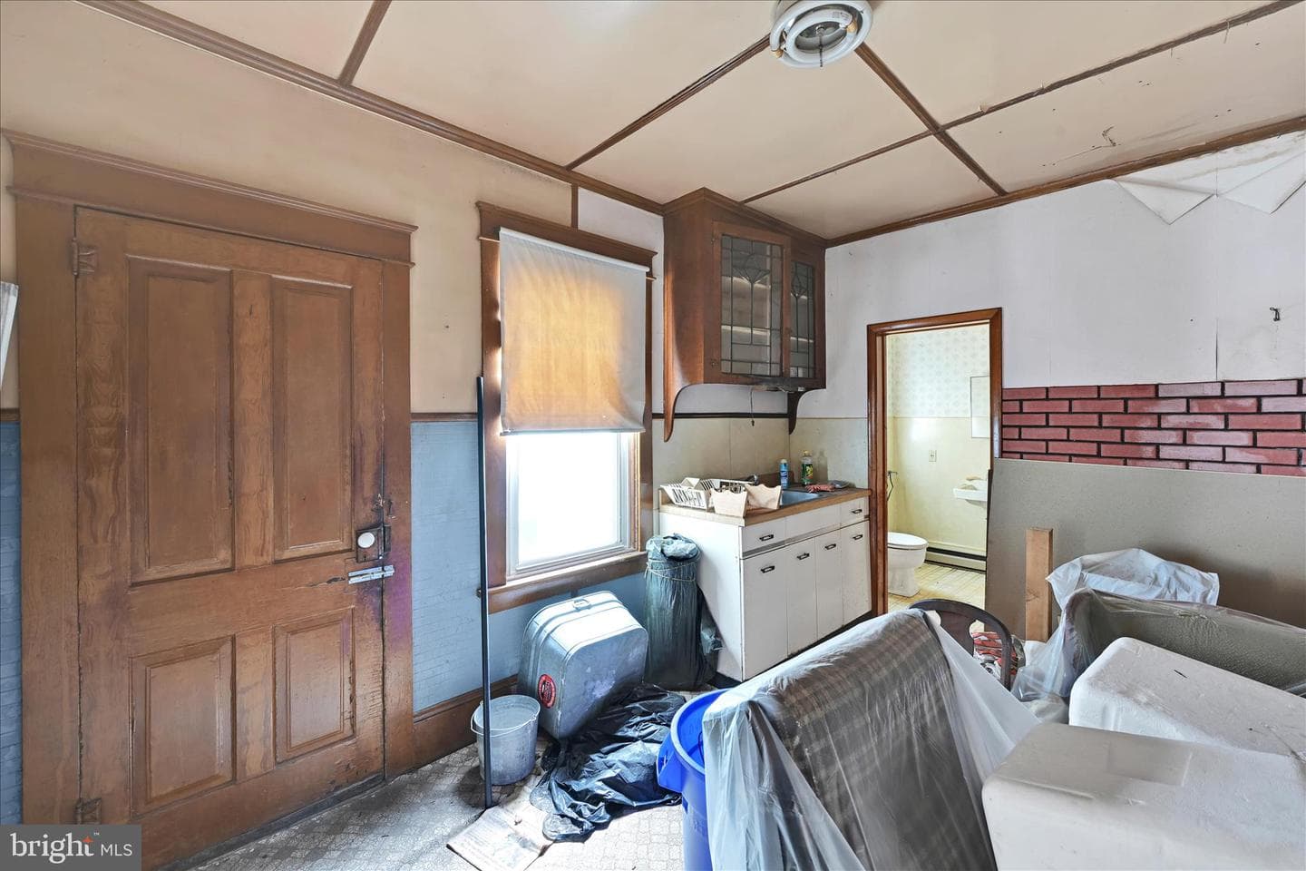 527 W Mahanoy Street photo 6