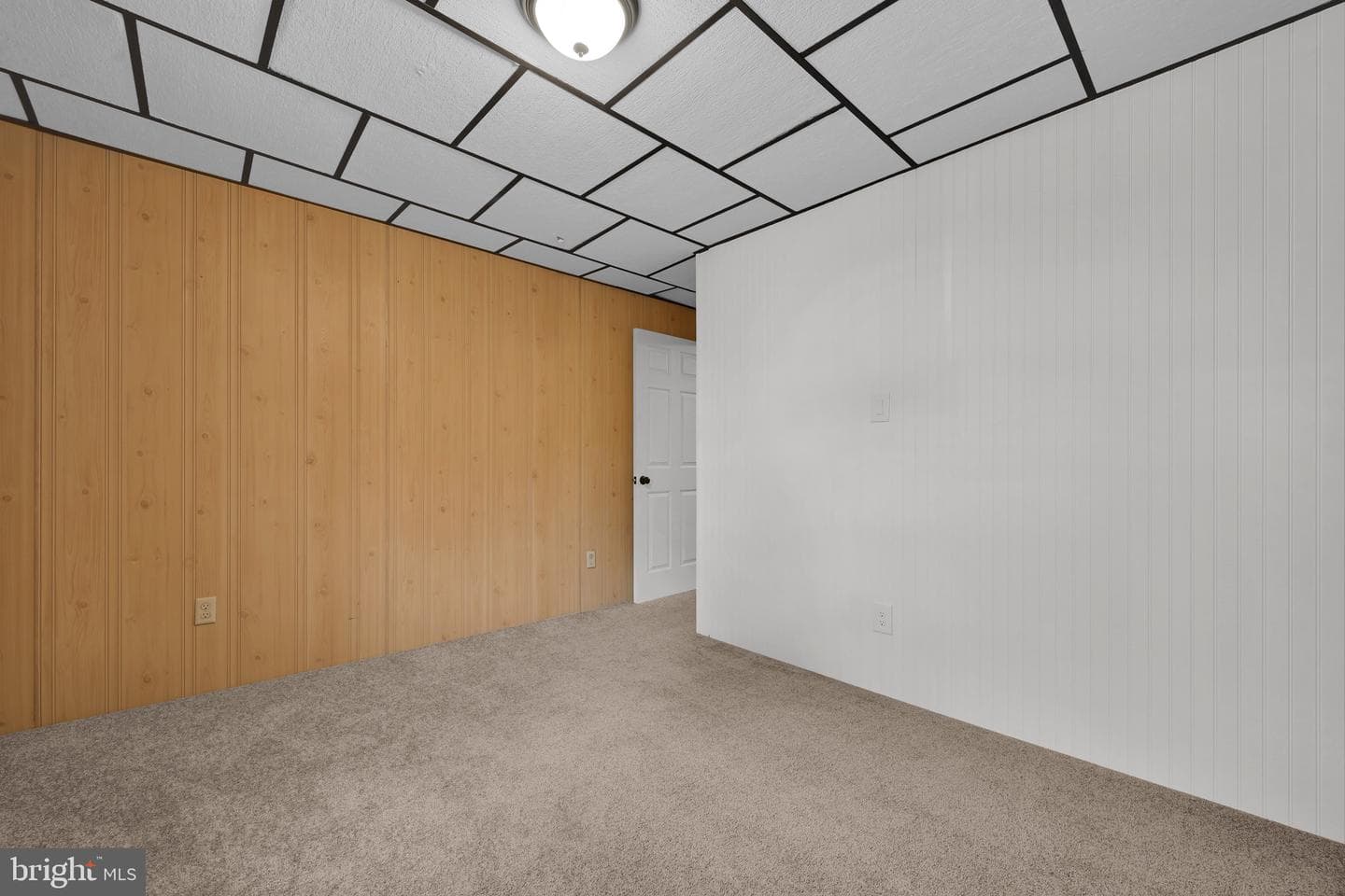 33 Avenue A photo 15