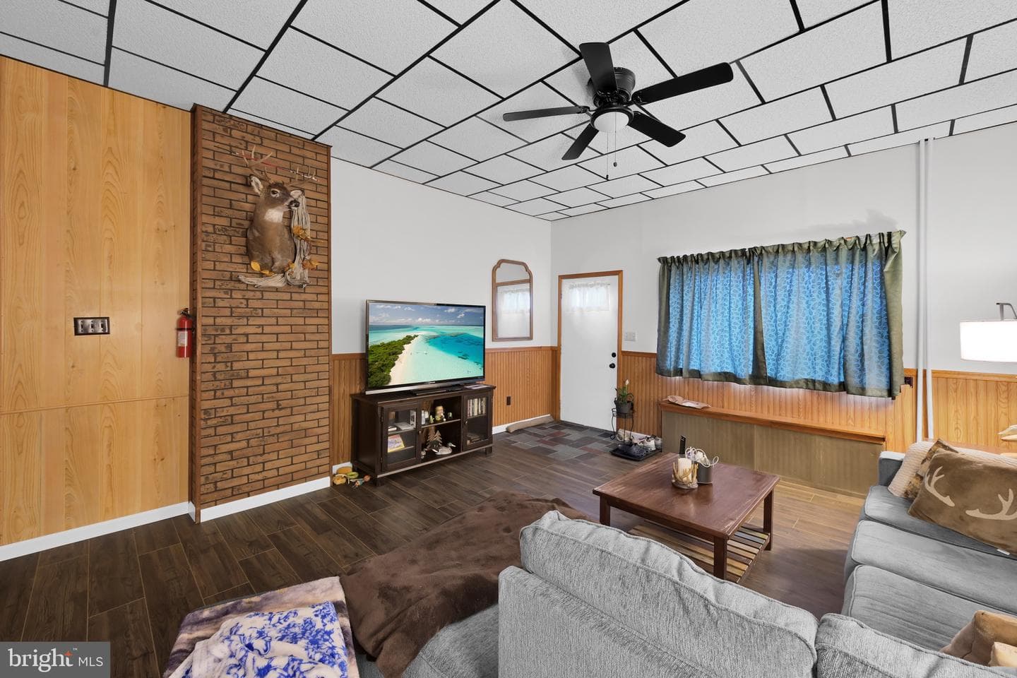 33 Avenue A photo 5