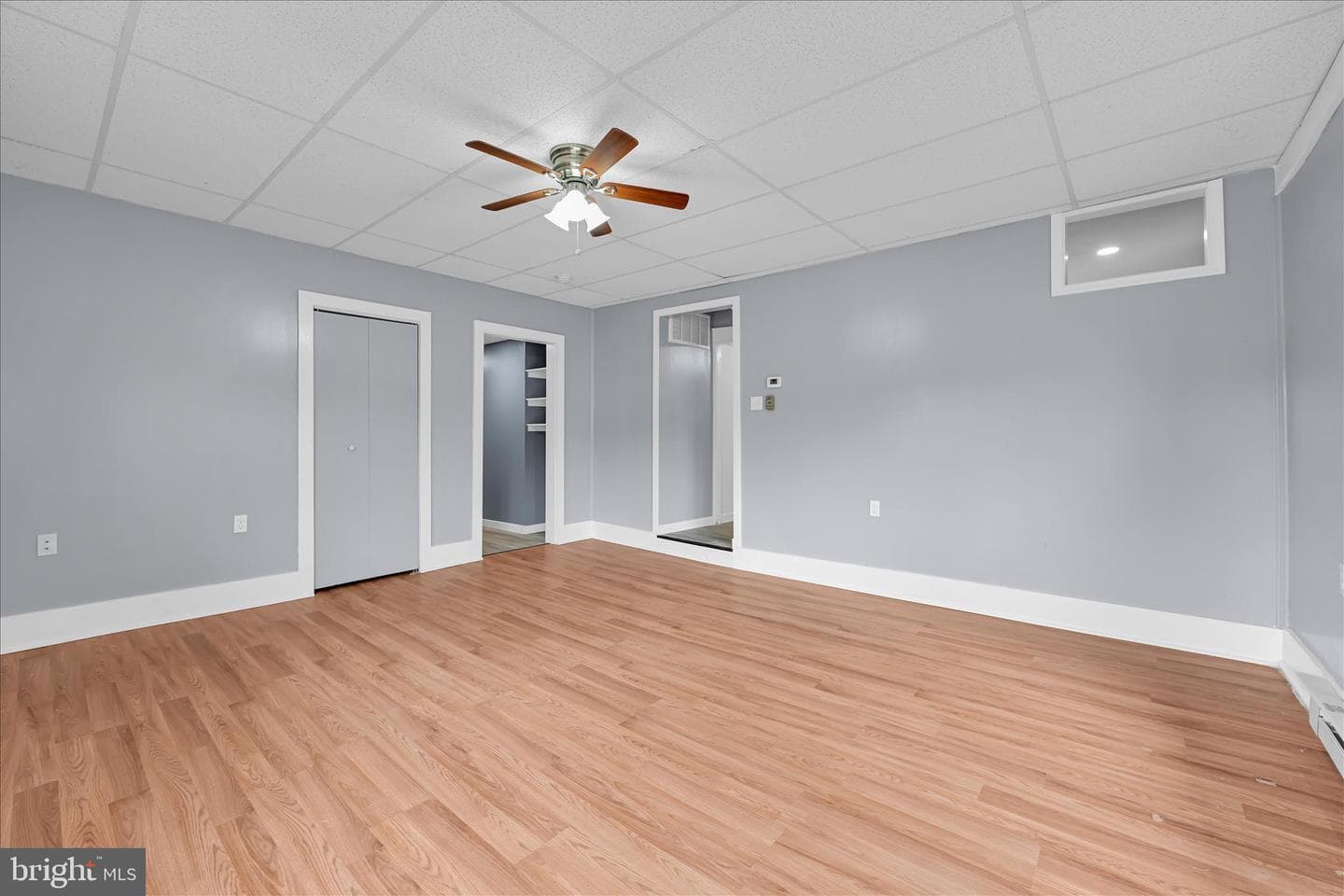 366 Valley St photo 4