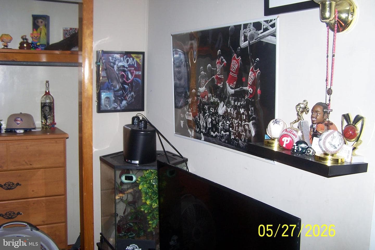 340 Clark Street photo 11