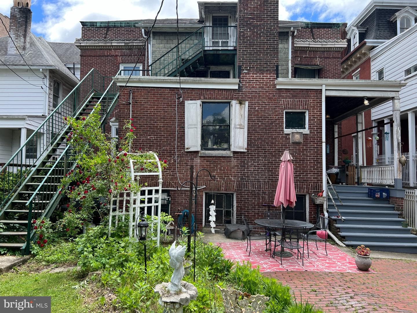 243 W Broad Street photo 55
