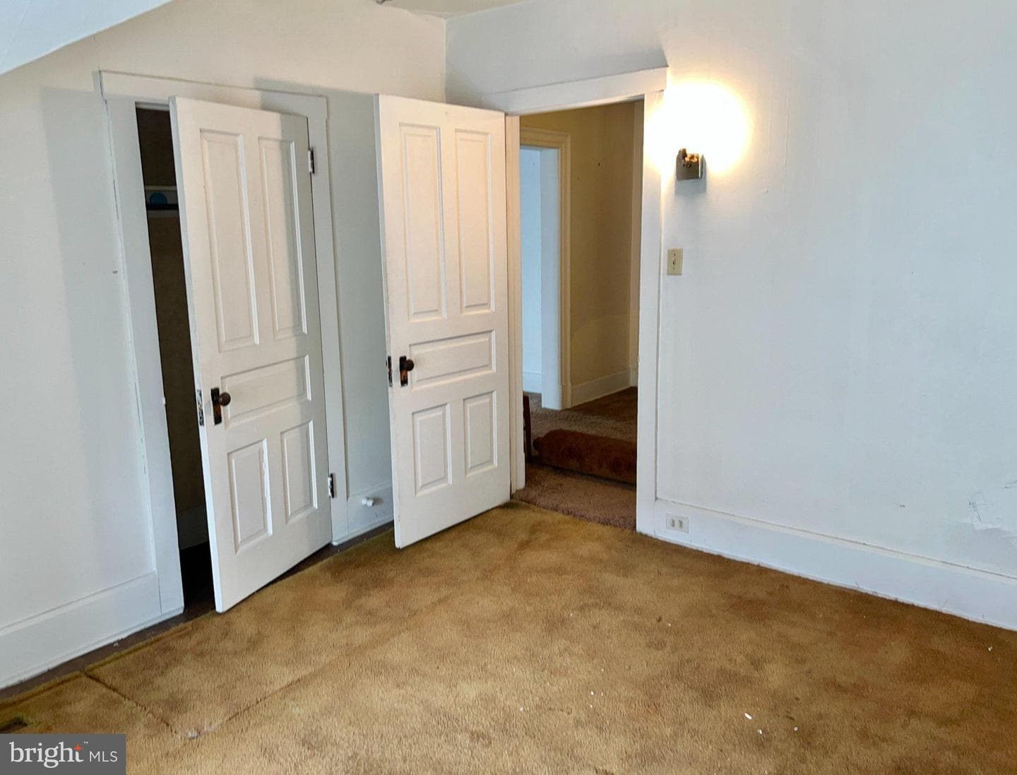 243 W Broad Street photo 64