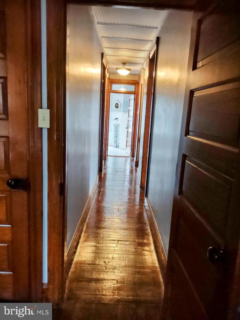 446 Broad Street photo 36
