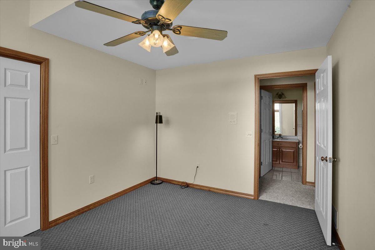 511 Summer Hill Road photo 30