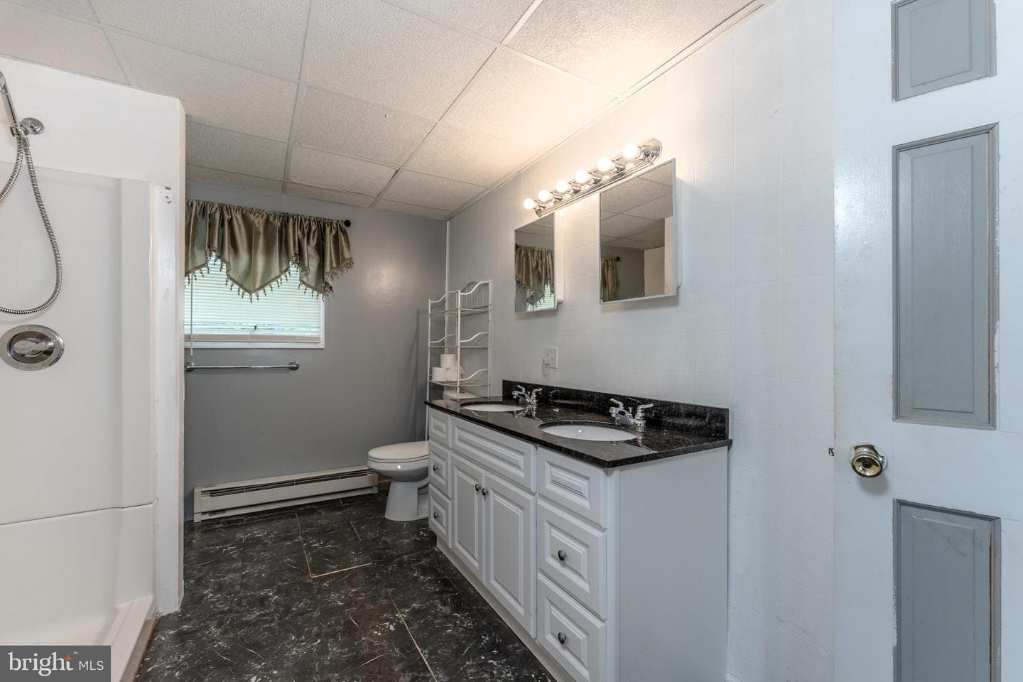 18 Ferndale Hill Drive photo 12