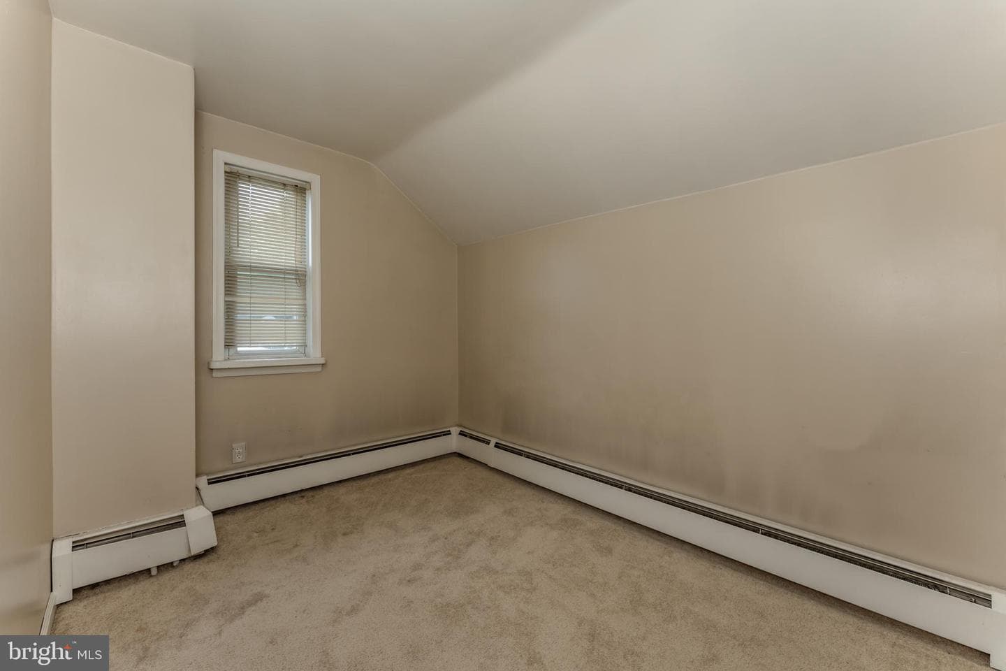 18 Ferndale Hill Drive photo 35