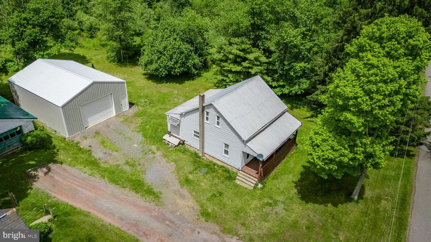 18 Ferndale Hill Drive photo 43