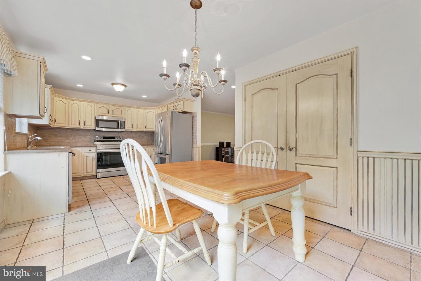 526 Lantern Green Way photo 10
