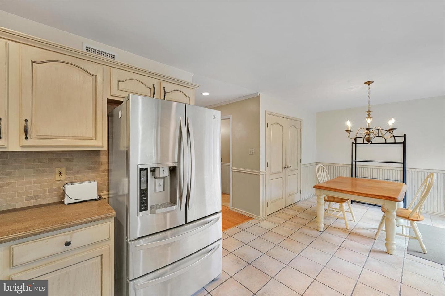 526 Lantern Green Way photo 9