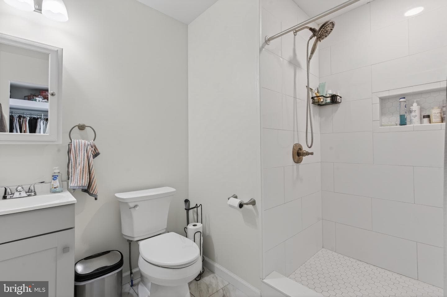 161 Avenue C photo 43