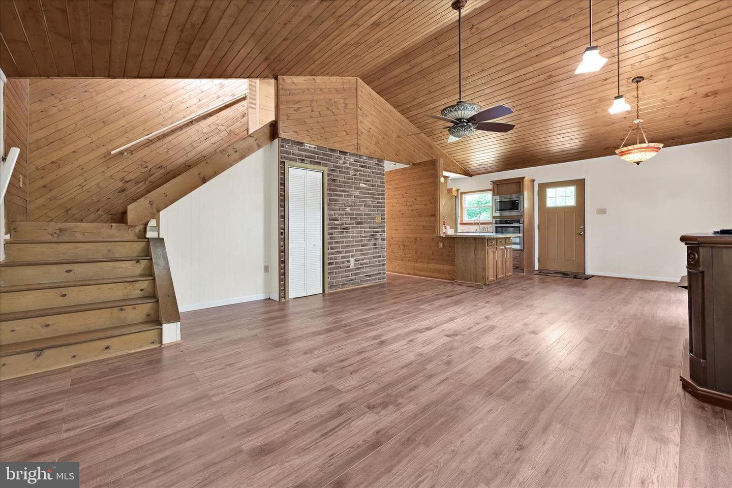 2310 Eagle Cove photo 4