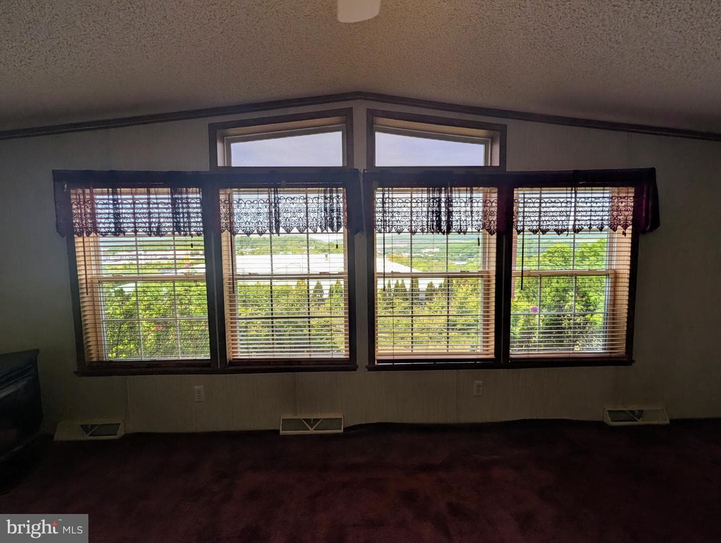 180 St Clair Avenue photo 28
