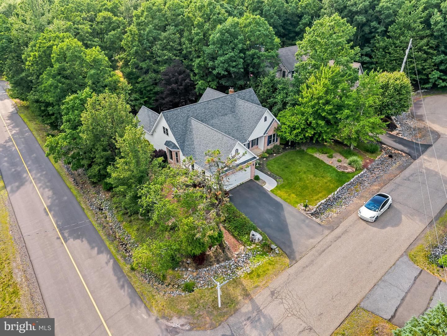 1 Pinewood Circle photo 4