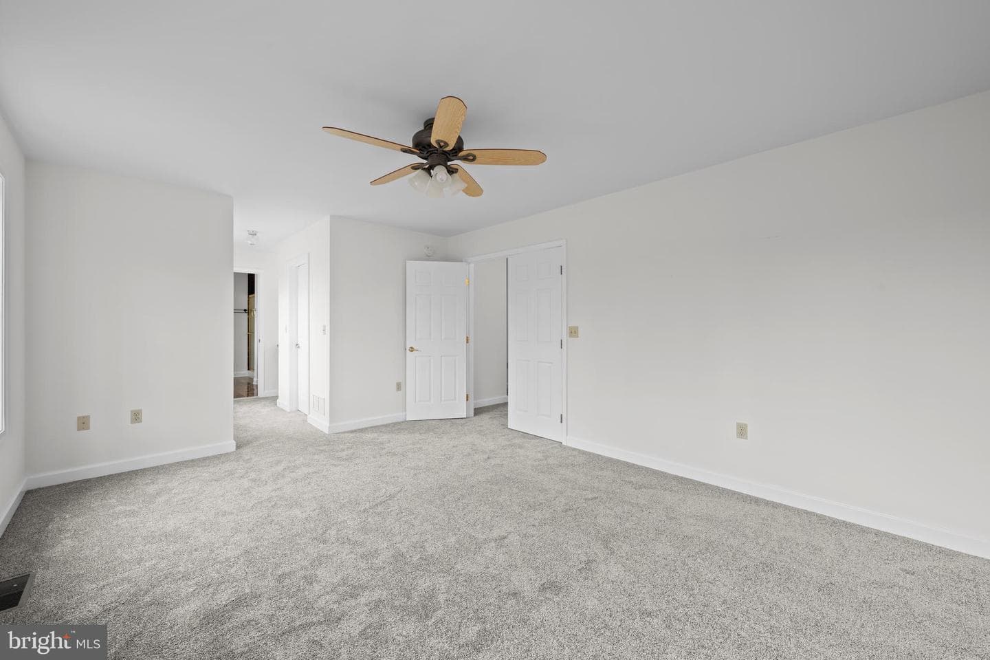 2 Pinewood Circle photo 24
